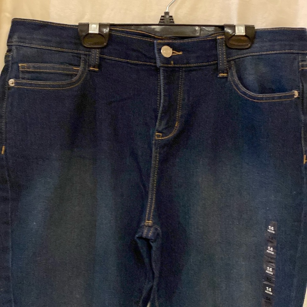 New ladies jeans size 14 P